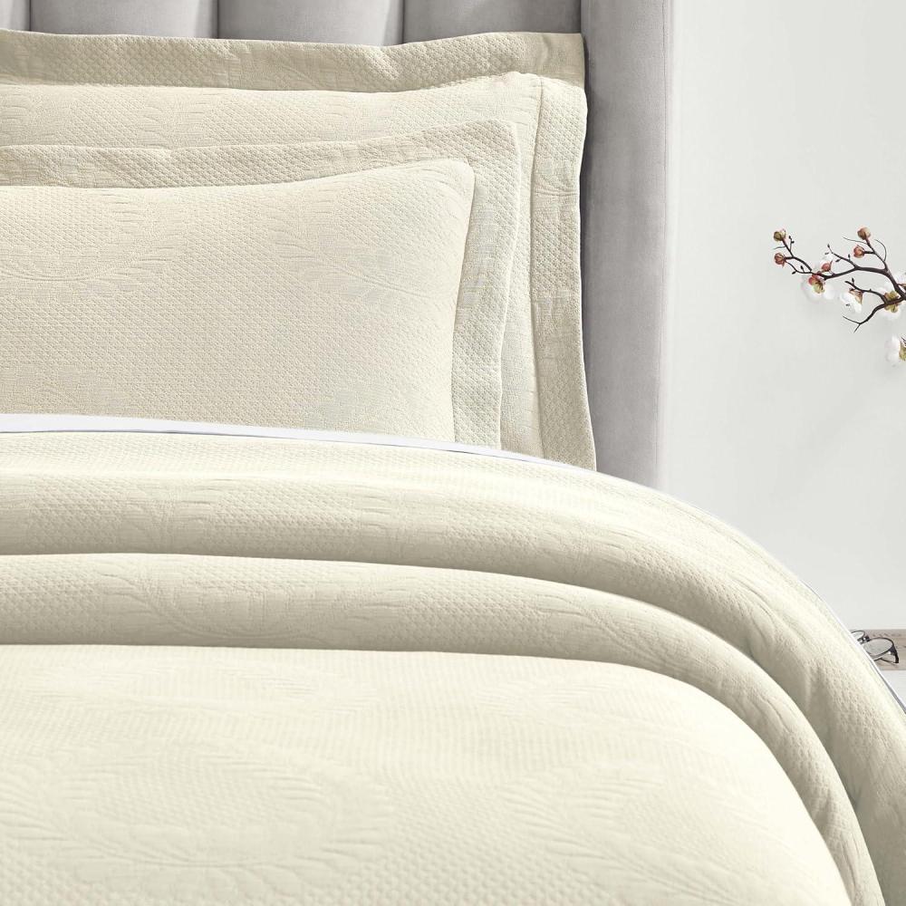 imageSuperior Cotton Fleur De Lis Bedspread Set Warm Blankets AllSeason Bedding Bedroom Decor Decorative Boho Medallion Coverlet Includes 1 Bedspread 2 Pillow Shams Full PeachIvory 02