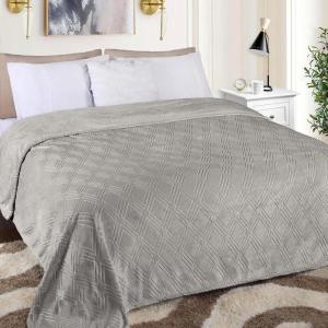 Superior Alaska Collection Quilted Diamond Throw Blanket – Soft Plush Velvety Fleece Blanket for Couch, Bed and Living Room Decor – Cozy, Warm & Lightweight All-Season Cover, Throw Size, White(Platinum)