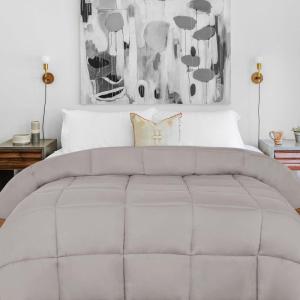 Superior Brushed Microfiber Solid Comforter, Down Alternative Bedding, Reversible, Medium Weight, Fluffy, Decorative, Duvet Insert, Oversized Blanket, Box Quilt Design, King, Winter Blue(Silver)
