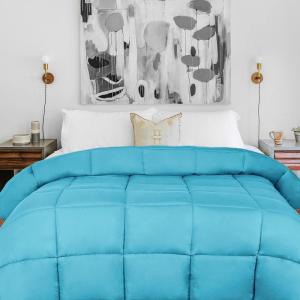 Superior Brushed Microfiber Solid Comforter, Down Alternative Bedding, Reversible, Medium Weight, Fluffy, Decorative, Duvet Insert, Oversized Blanket, Box Quilt Design, King, Winter Blue(Winter Blue)