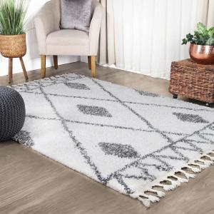 Superior Indoor Area Rug Perfect for Bedroom, Laundry Room, Office, Playroom, Nursery, Fluffy Carpet Cover, Modern Geometric Diamond Lattice Shag Rhea Collection, 2′ 7″ x 8′, Light Grey & Ivory(Ivory Black)