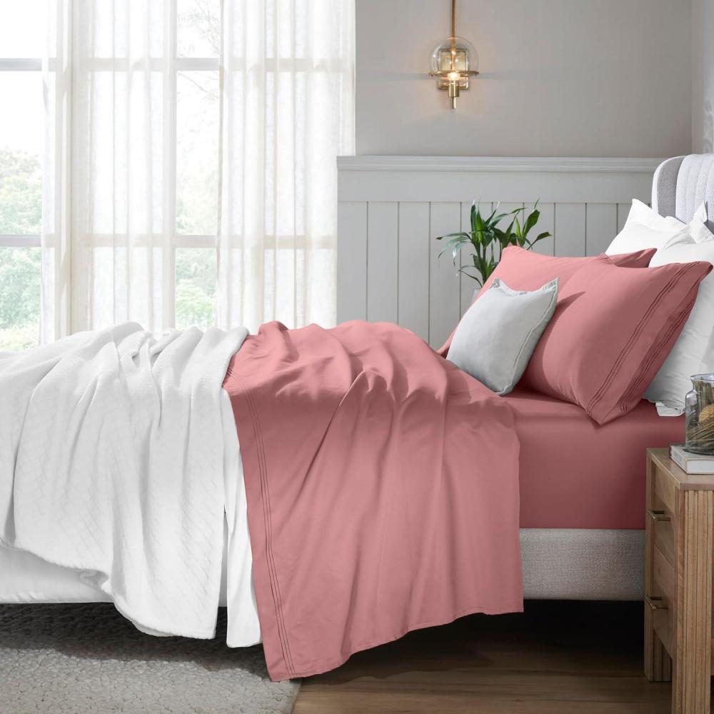 imageSuperior Egyptian Cotton 5 Piece Sheet Set 650 Thread Count Modern Design Sustainable Sheets UltraSoft Basics Solid Deep Pocket Fitted Sheets Flat Sheet Pillowcases Split King WhiteBlush