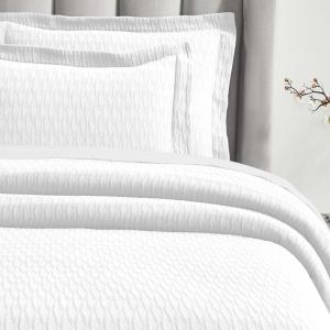 Superior 3 Piece Cotton Bedspread Set, Home Bed Decor, Decorative Bed Spread, 2 Pillow Shams, Medium Weight Blanket, Matelasse Coverlet, Bedding Essentials, Calvert Collection, Queen, Ivory(White)