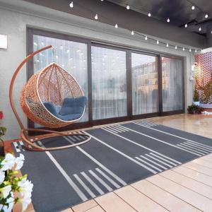 Superior Large Indoor Outdoor Area Rug, Modern Thin Striped Pattern, Home Decor, Patios, Entryway, Front Porch, Deck, Hallways, Kids, Kitchen, Floor Throw, Kadin Collection, 6′ x 9′, Navy Blue(Jadey – Grey)