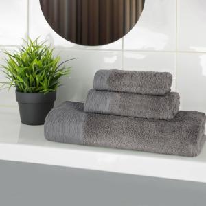 Superior Rayon from Bamboo Blend 3-Piece Towel Set, Luxury Quick Dry, Bathroom Essentials, Shower, Spa, Plush Soft Absorbent Towels, Includes 1 Bath, 1 Hand, 1 Washcloth/Face Towel, Pink(Charcoal)