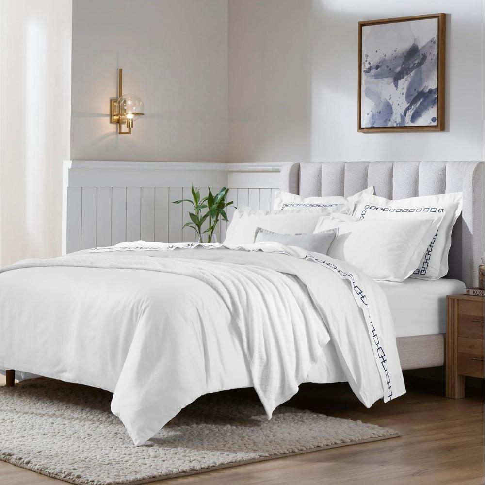 imageSuperior Egyptian Cotton 650 Thread Count Duvet Cover Set Bed Covers Includes 1 Duvet Cover 2 Pillow Shams Bedding Essentials Master Guest Hotel Bedroom Decor KingCalifornia King SageWhite