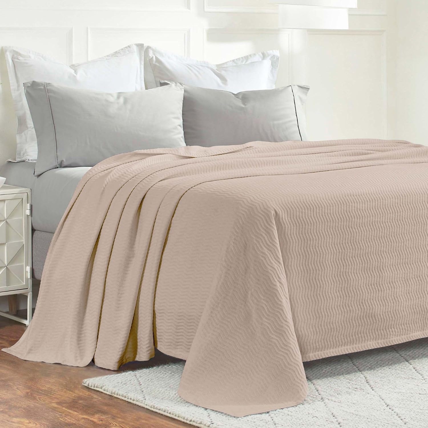 image:imageSUPERIOR JENA Cotton Blanket for Picnic Beach Traveling or Camping Bedroom Decor Essentials Cover for Bed Couch Lounging Textured Jacquard Modern Chevron Woven Blanket FullQueen IvoryKhaki
