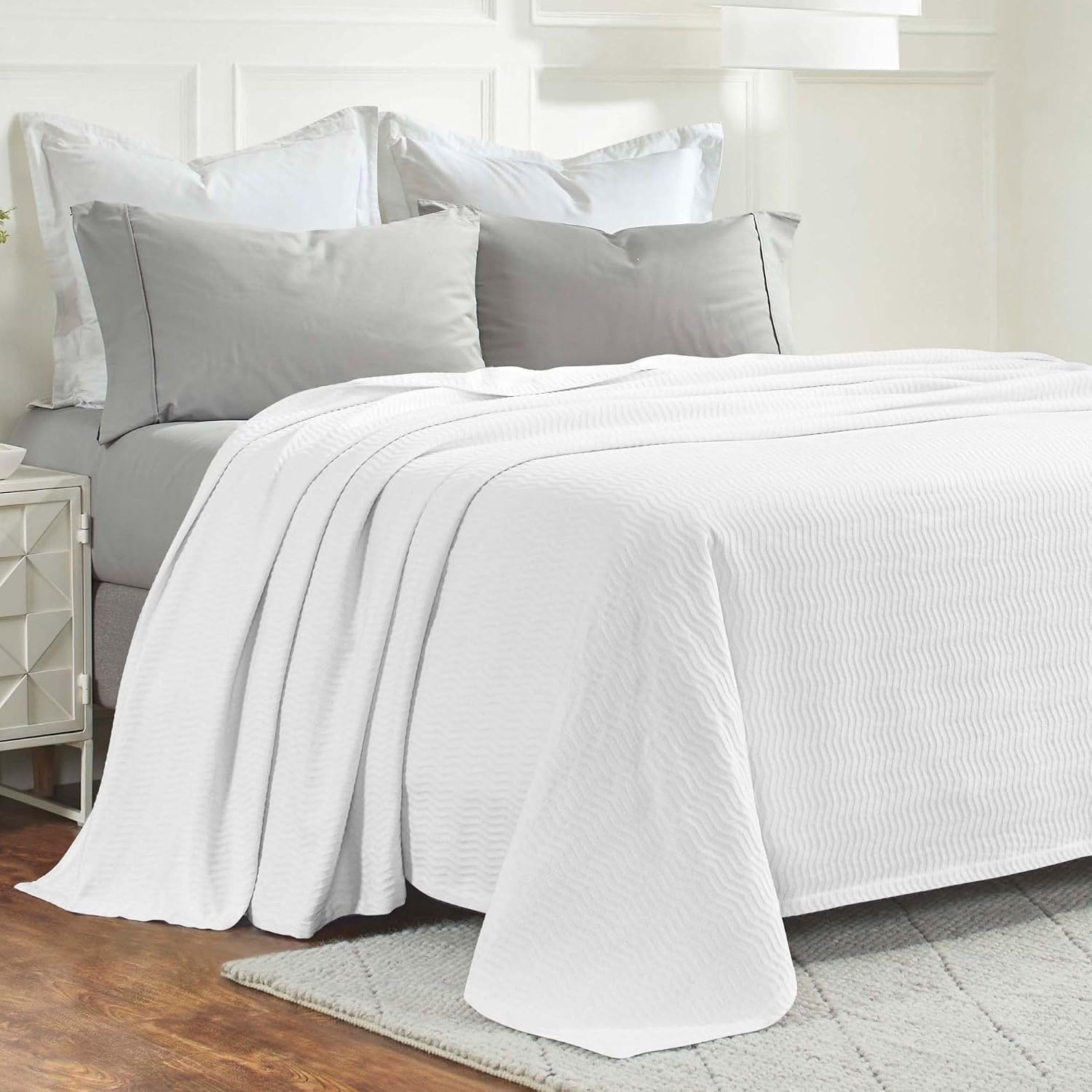 image:imageSUPERIOR JENA Cotton Blanket for Picnic Beach Traveling or Camping Bedroom Decor Essentials Cover for Bed Couch Lounging Textured Jacquard Modern Chevron Woven Blanket FullQueen IvoryWhite