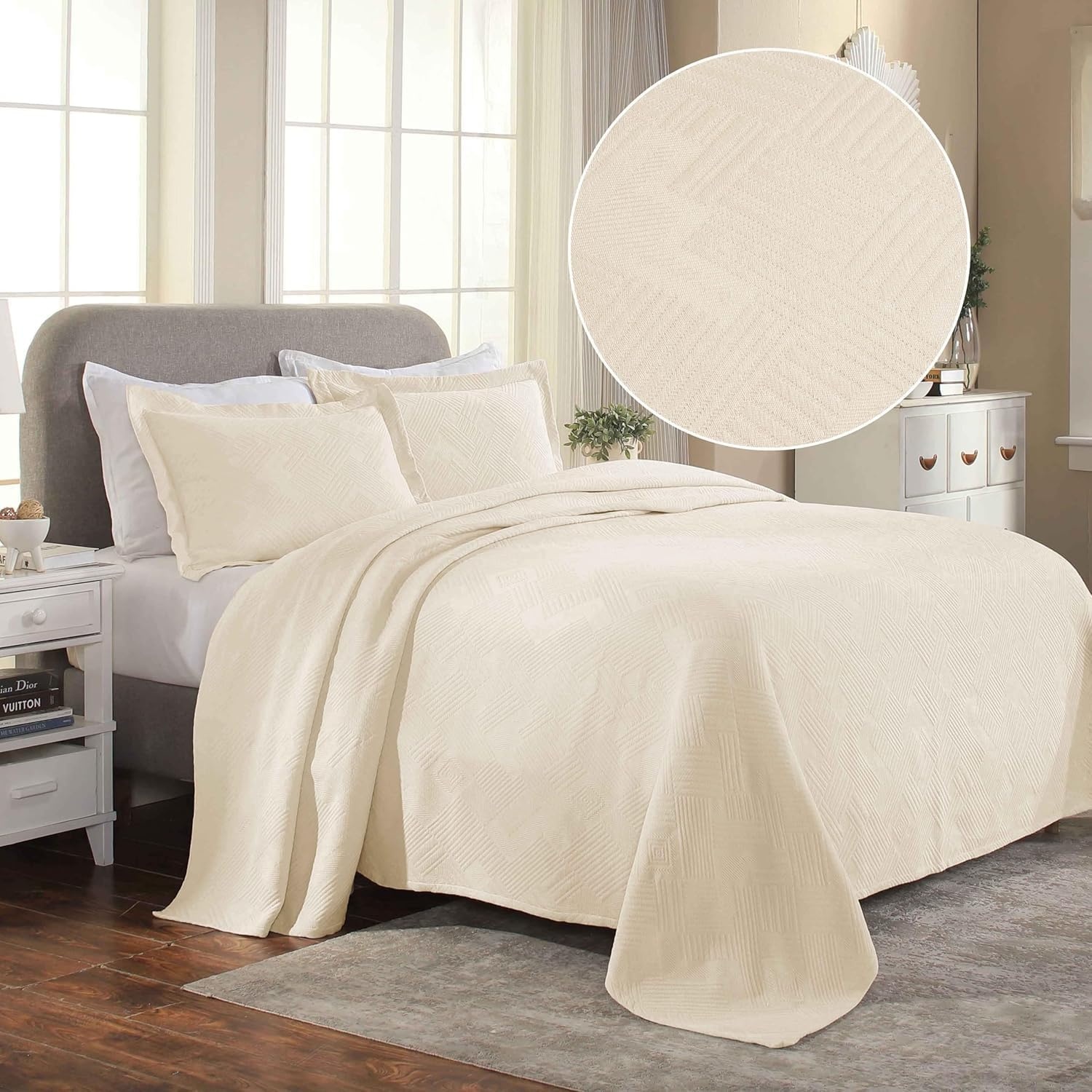 image:imageSuperior 100 Cotton Geometric Fret 3Piece Scalloped Bedspread Set Queen Ivory