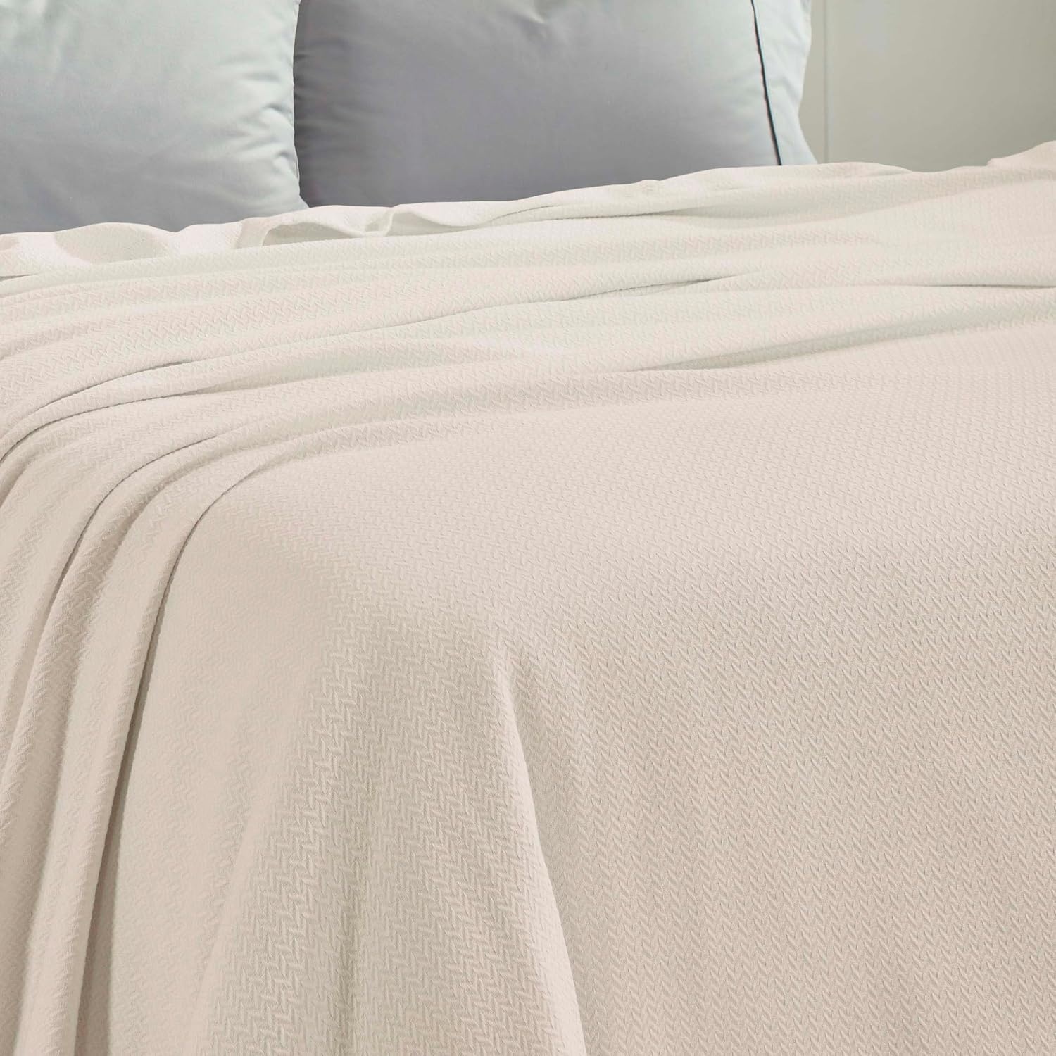image:imageSUPERIOR Nobel Cotton Blanket for Picnic Beach Traveling or Camping Bedroom Essentials Cover for Bed Couch Lounging Textured Jacquard Classic Chevron Woven Blanket California King WhiteIvory