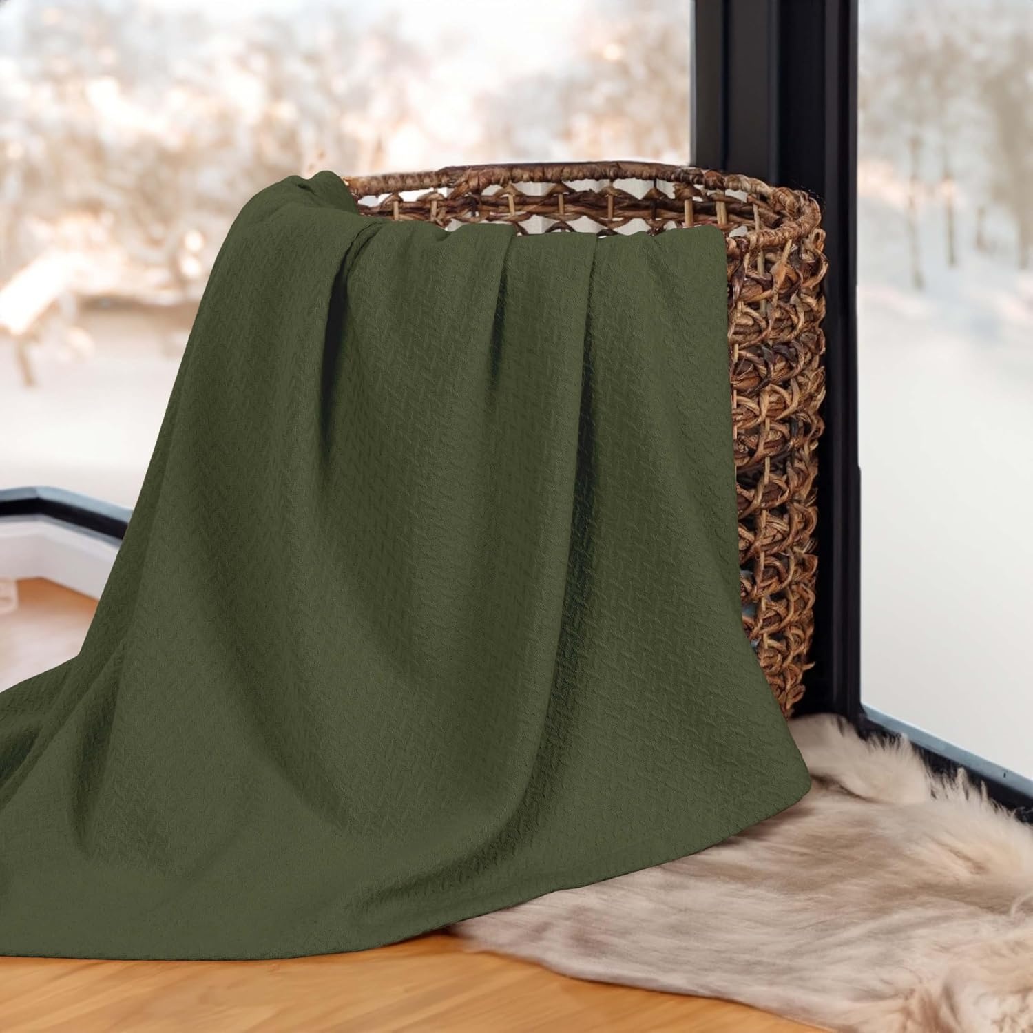 image:imageSUPERIOR Nobel Cotton Blanket for Picnic Beach Traveling or Camping Bedroom Essentials Cover for Bed Couch Lounging Textured Jacquard Classic Chevron Woven Blanket California King WhiteForest Green