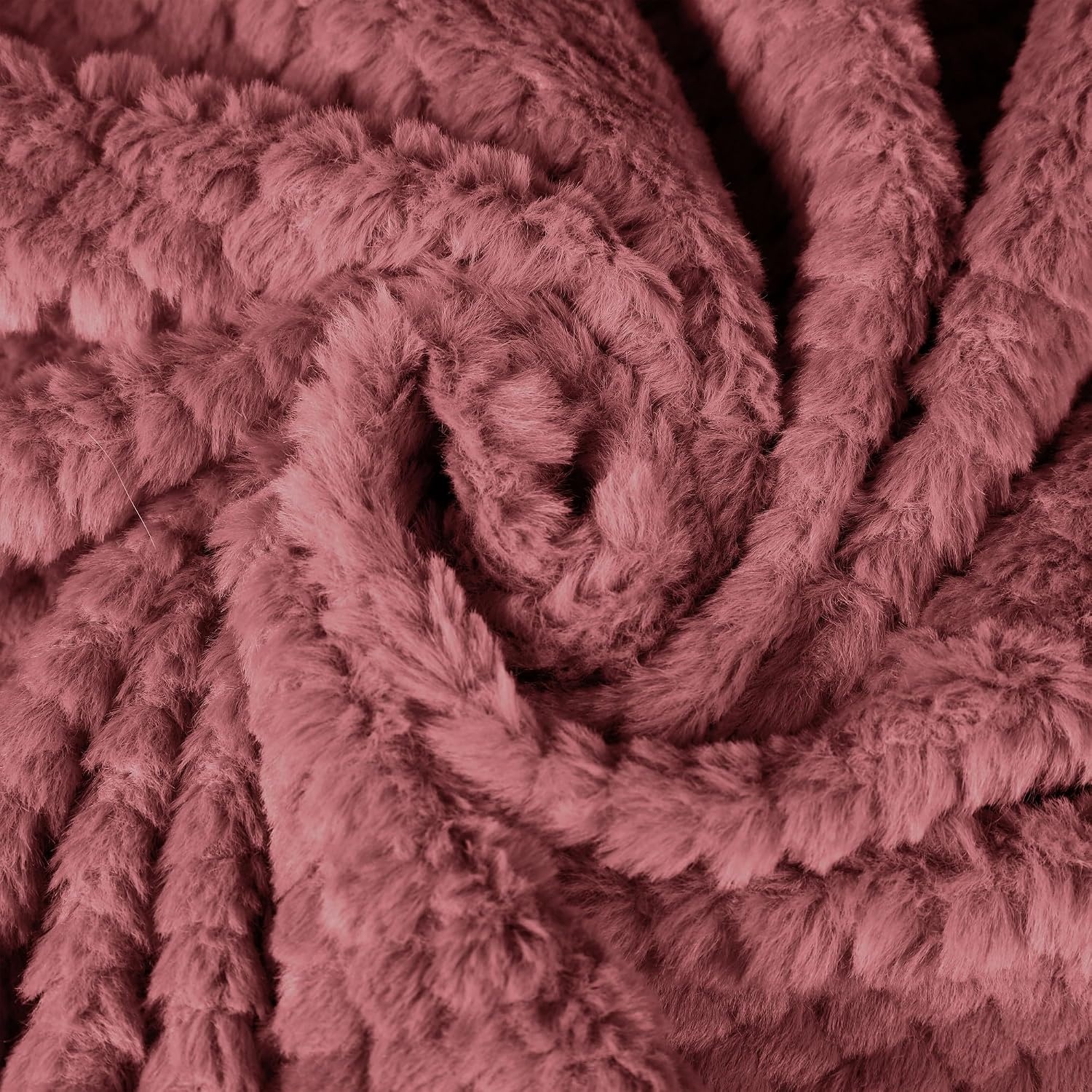 image:imageSuperior Victoria Heavyweight Reversible Fleece Blanket Soft UltraSoft Fluffy DoubleLayer Mink Blanket Throw for Couch Bed and Living Room Decor Cozy Warm amp Heavy Bed Cover Twin Size RustDusty Rose